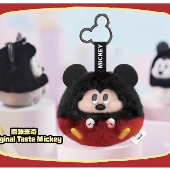 🚨PLEASE USE THIS LISTING🚨Disney - MINISO Mickey Mouse Fun Crash Keychain Confirm - Picture 3 of 3